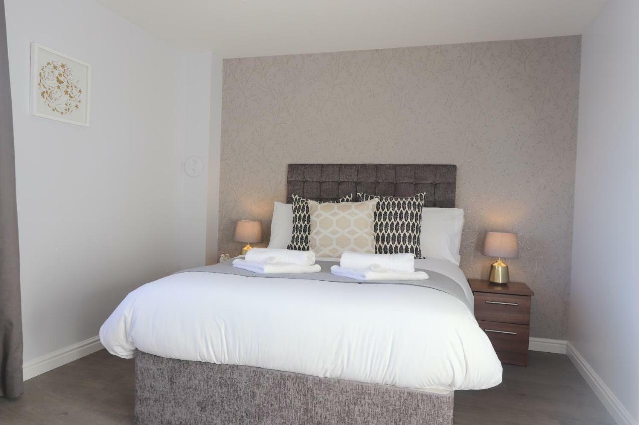 Dunfermline - Luxury Two Bedroom Apartment - Tp מראה חיצוני תמונה
